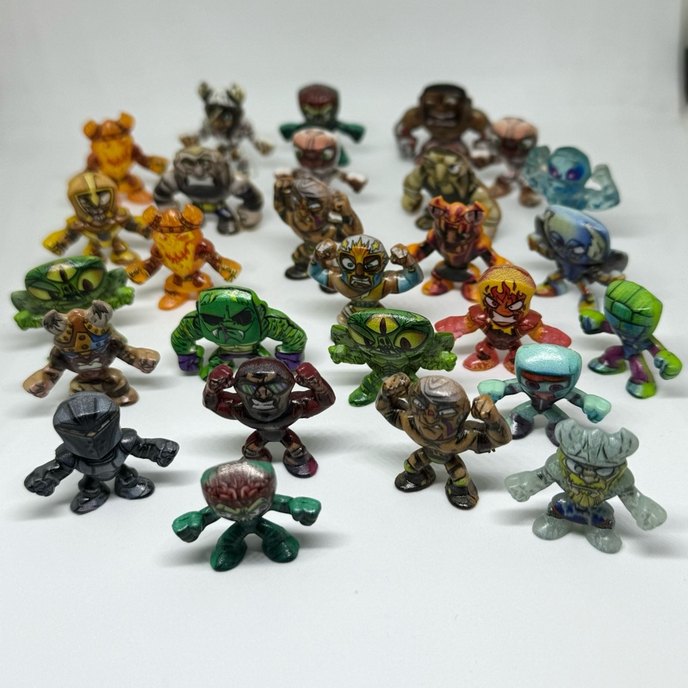 Spin Master  Million Warriors Lot Of 27  Different Figures